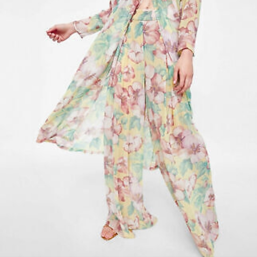 Zara Floral Print Pallazo Pants
